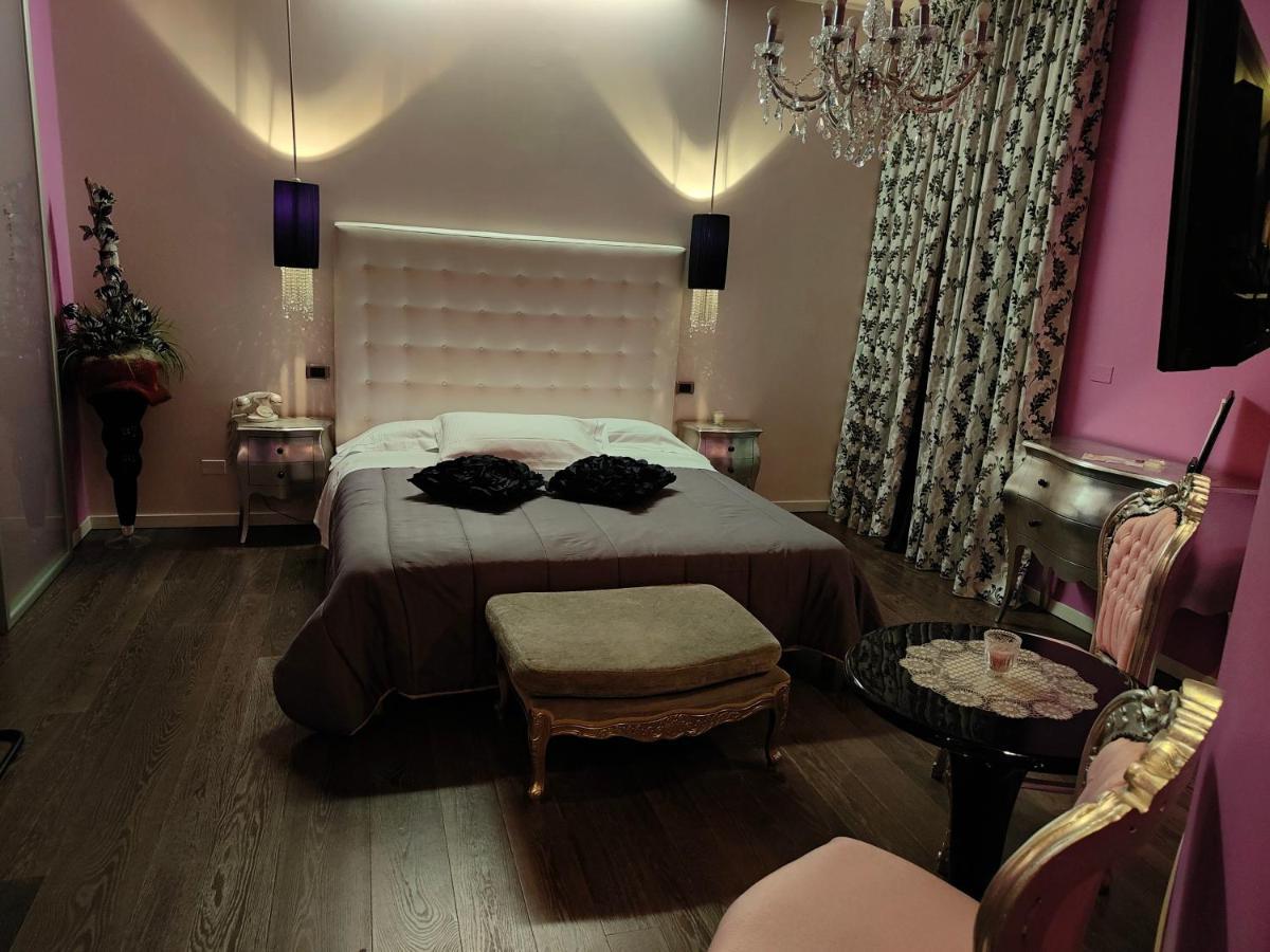 Hotel In - Lounge Room 카자고디피아니가 외부 사진