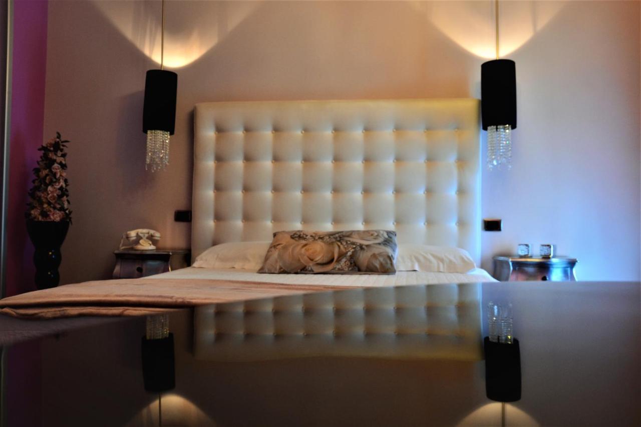 Hotel In - Lounge Room 카자고디피아니가 외부 사진