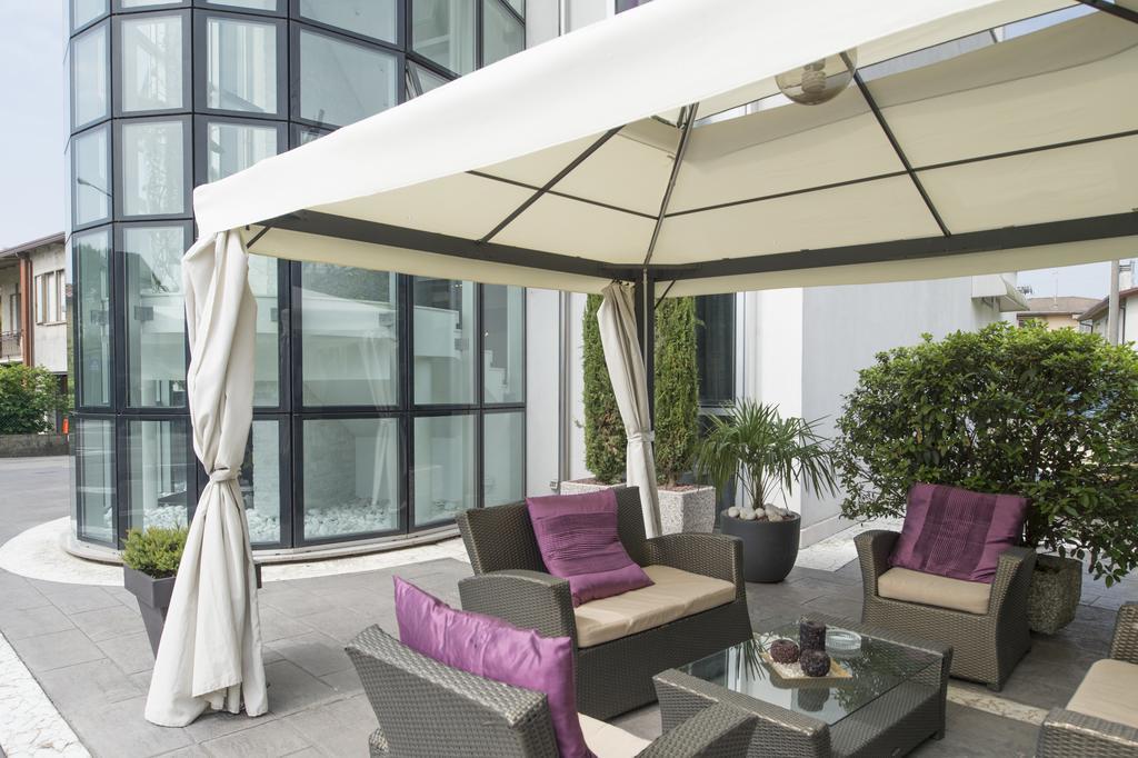Hotel In - Lounge Room 카자고디피아니가 외부 사진