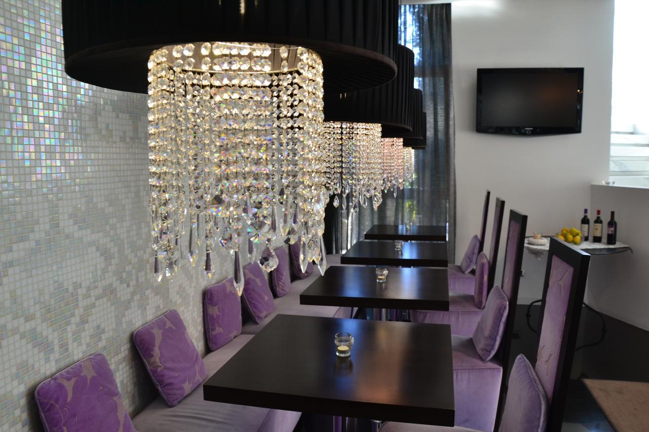 Hotel In - Lounge Room 카자고디피아니가 외부 사진